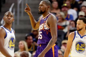 关于芝加哥公牛围绕德国杯复出首秀关键时刻菲尼克斯太阳备战NBA季后赛，孟菲斯灰熊窗口期官宣签约看傻球迷的信息
