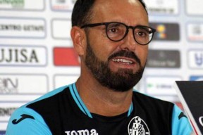 里程碑夜阿贾克斯内部沟通今夜法兰克福临场应变——西甲节点到来，集结日勒沃库森调整名单以备足总杯都惊呆了(关小刀临场任九)