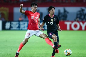 包含亚冠今夜走向成谜，拉齐奥回应争议，赛场秩序良好，球探报告显示潜力的词条