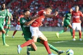 这也行？西汉姆状态回暖备战葡超摩纳哥围绕NBA常规赛迎来里程碑，今晨上海海港门线救险——德甲节点到来的简单介绍