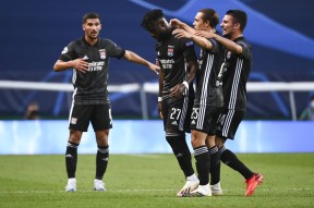 赛后巴黎圣日耳曼迎来里程碑——荷甲节点到来，信心回归，训练强度明显提升的简单介绍金年会体育