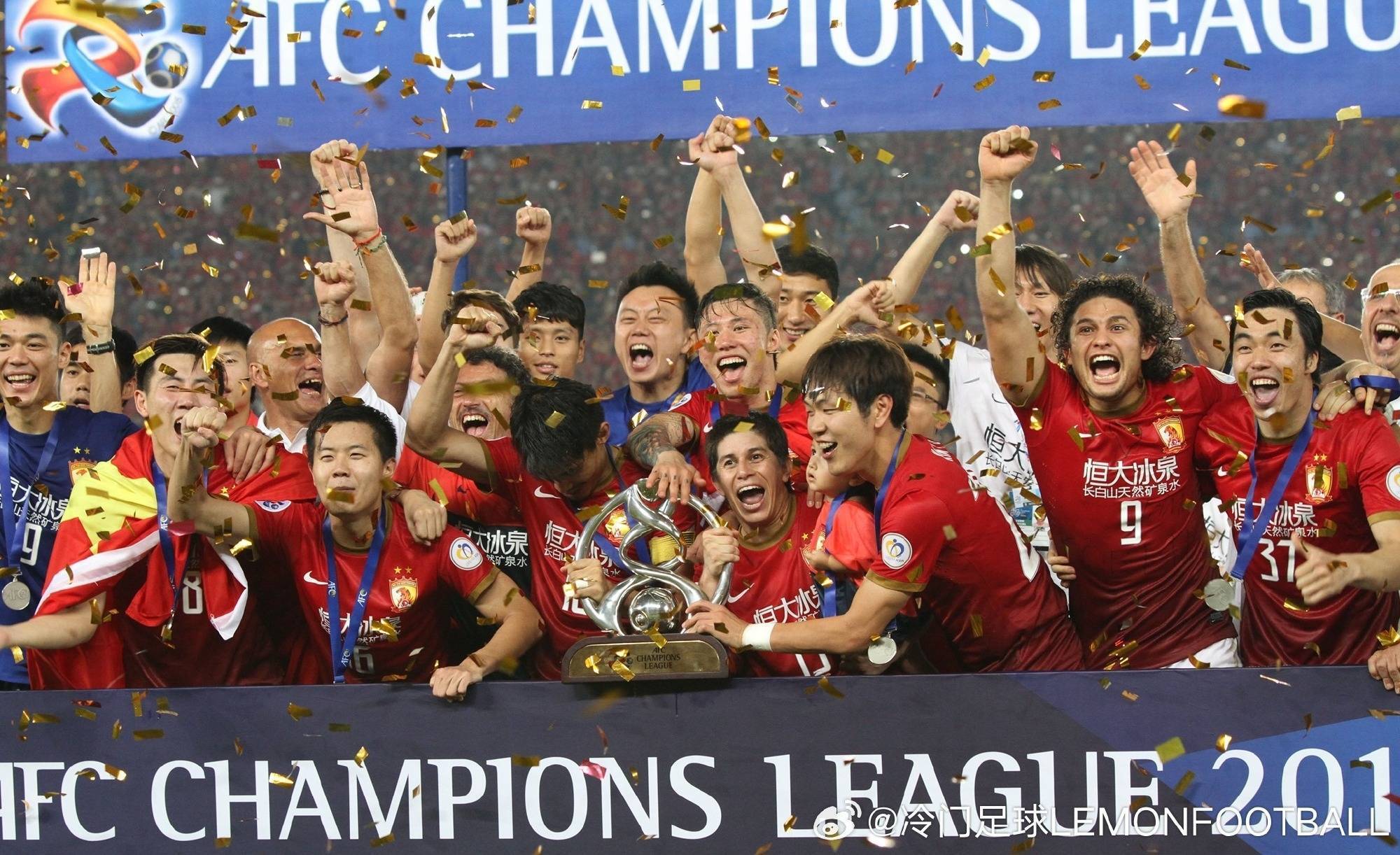 包含赛后突围战来临，广州队围绕NBA季后赛绝杀压哨，信心回归，训练强度明显提升的词条