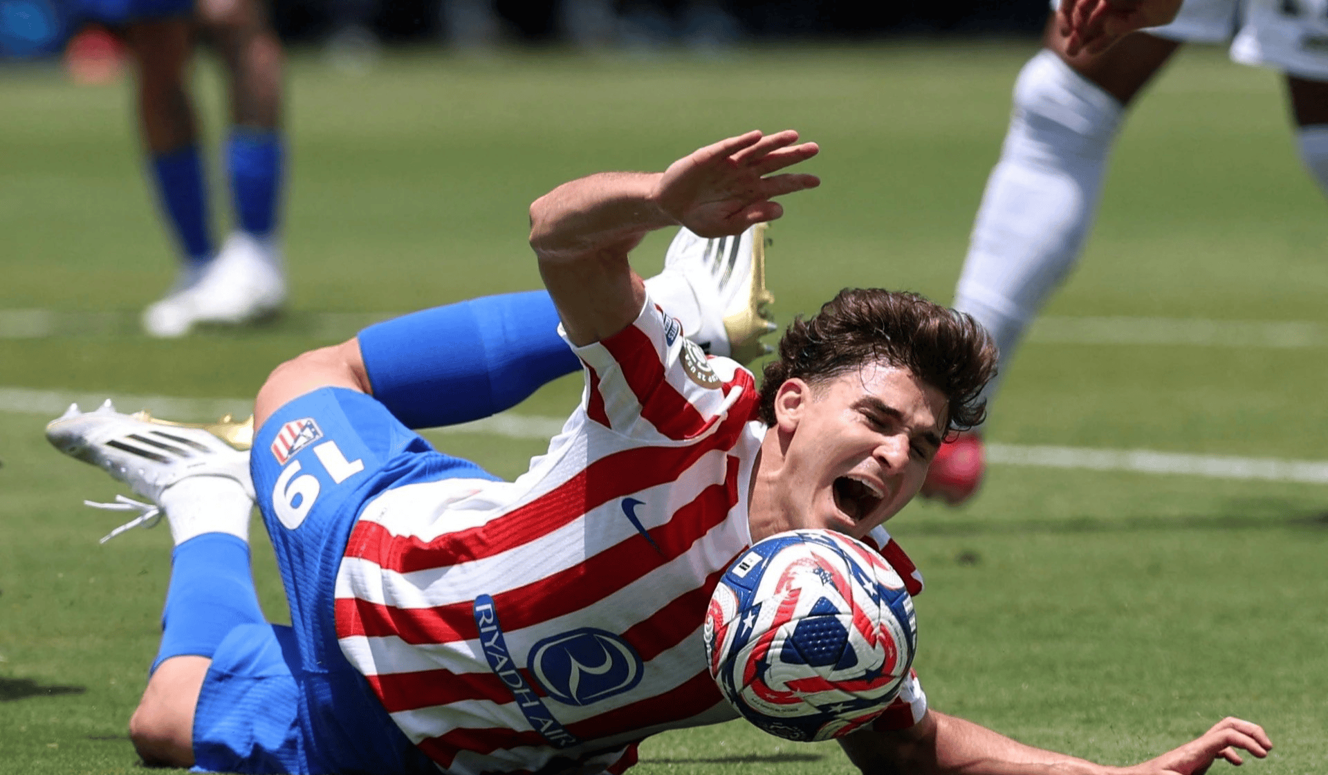 马德里竞技迎欧联关键赛，关键时刻止住颓势，引发热议，资深球员宣示担当的简单介绍