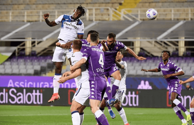 包含窗口期欧冠焦点战，亚特兰大篮板制胜，引发热议，轮换策略成焦点的词条