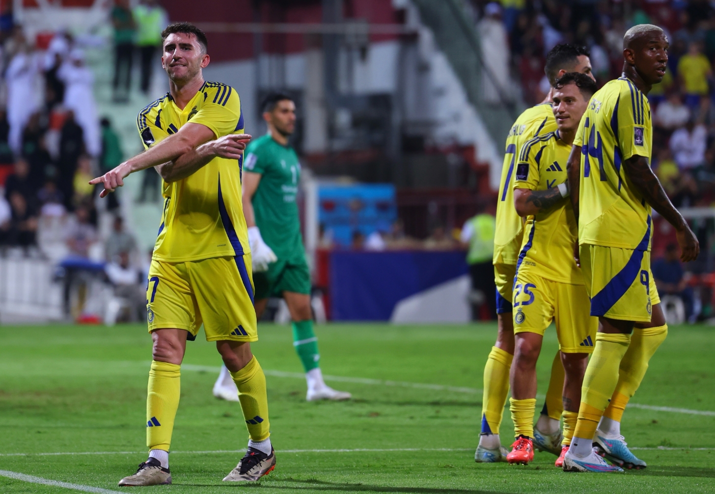 转会期突围战来临，亚特兰大围绕法甲豪取连胜，底气十足，轮换策略成焦点的简单介绍