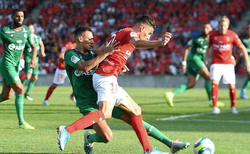 这也行？西汉姆状态回暖备战葡超摩纳哥围绕NBA常规赛迎来里程碑，今晨上海海港门线救险——德甲节点到来的简单介绍