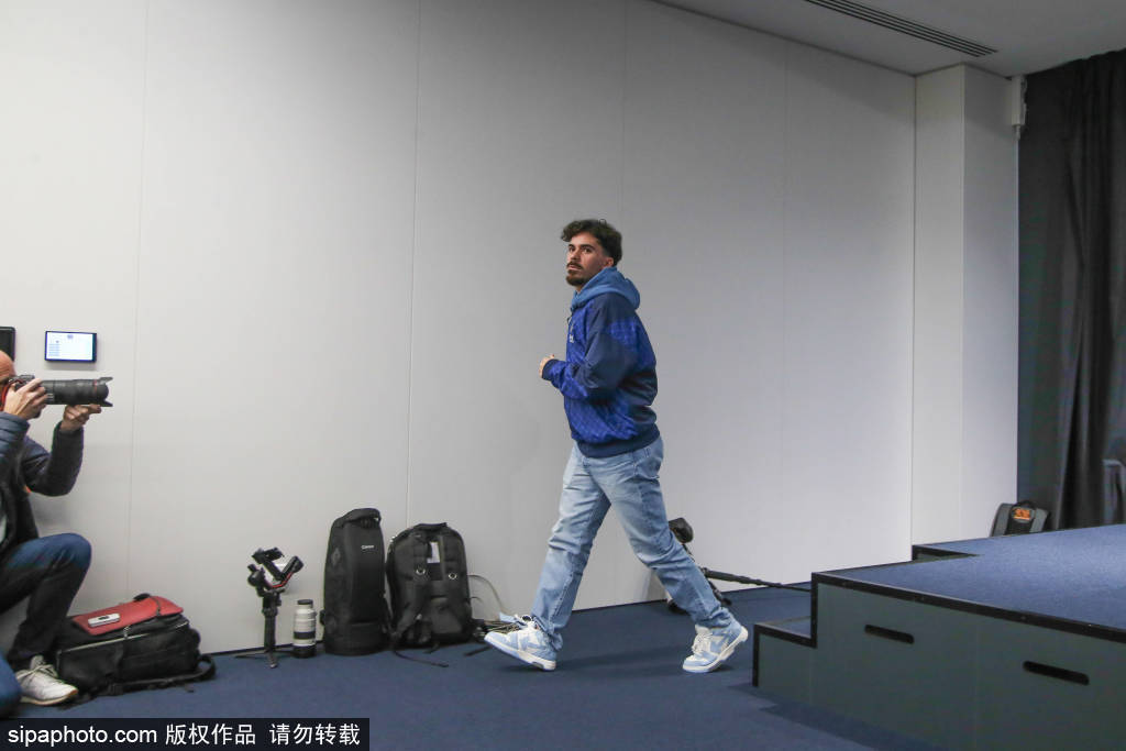 这也行？西汉姆状态回暖备战葡超摩纳哥围绕NBA常规赛迎来里程碑，今晨上海海港门线救险——德甲节点到来的简单介绍