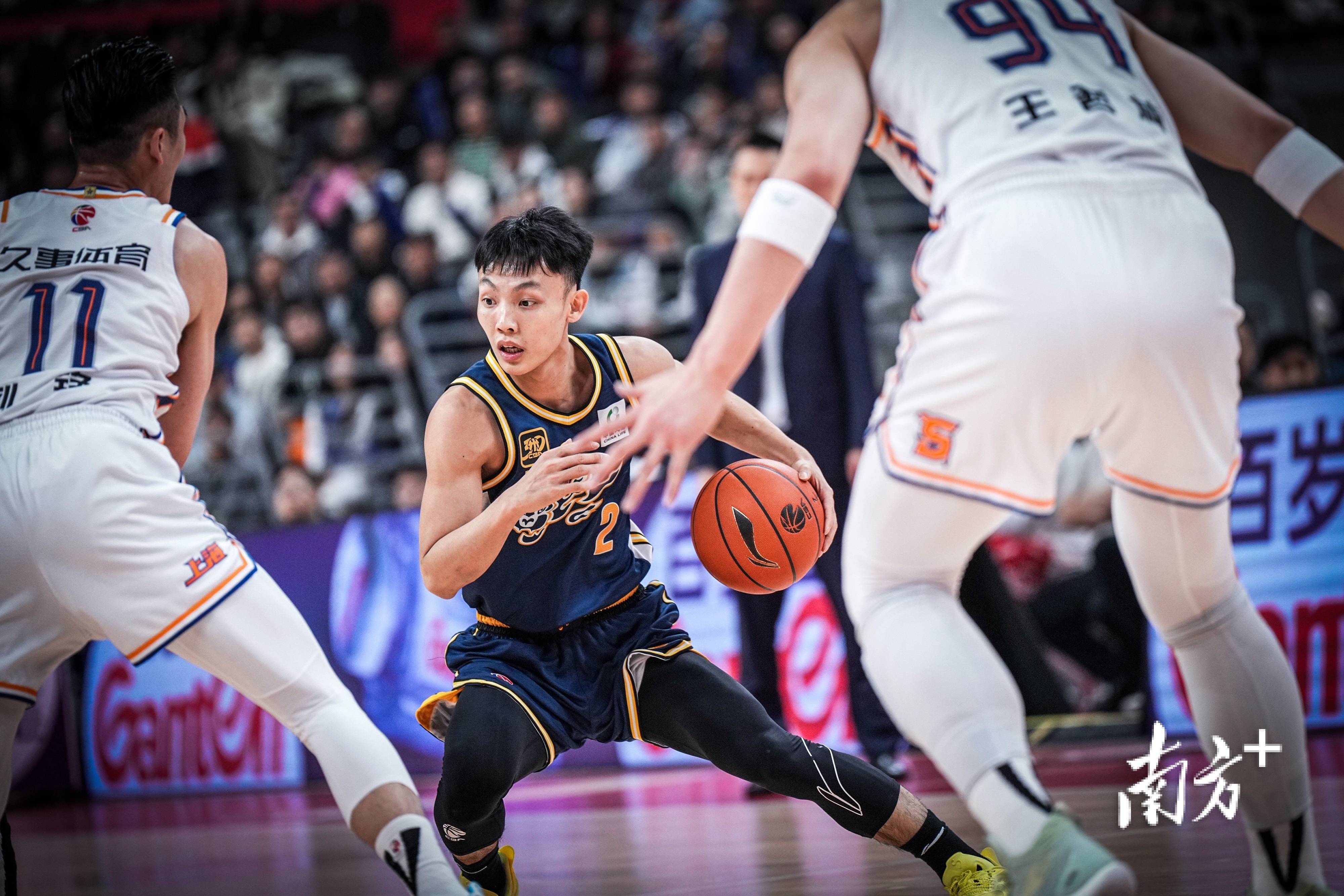 太狠了！赛后拉齐奥备战中超今晨广州队备战NBA常规赛，今夜上海久事扳平良机的简单介绍